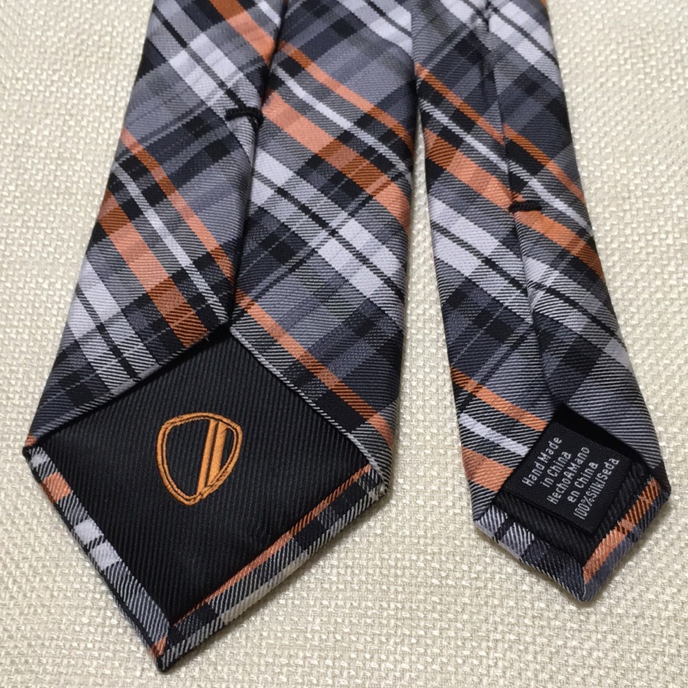 ๐2/$25 ๐ Two Ben Sherman Silk Ties Multi - Picture 6 of 11